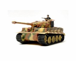 1/48 German Tiger I Tank Model Kit (Late Production)
