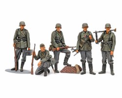 1/35 Mid WWII German Infantry Set Model Kit