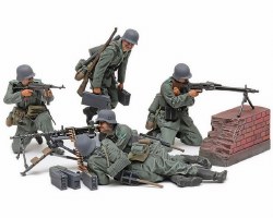 Tamiya 1/35 German Mid-WWII Machine Gun Team Plastic Model Kit