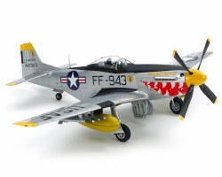 North American F-51D Mustang Korean War 1/32 Model Airplane Kit