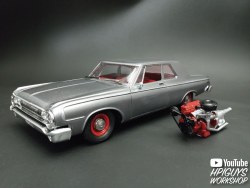 1964 Dodge 330 1/25