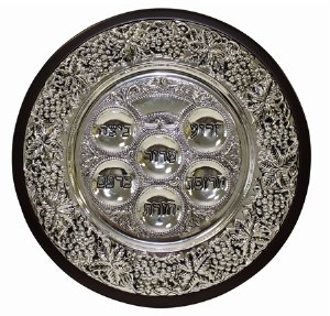Kosta Swedish Seder Plate
