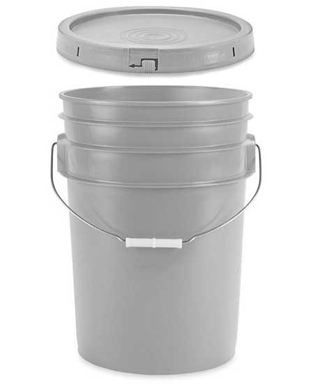 6 gallon bucket with lid