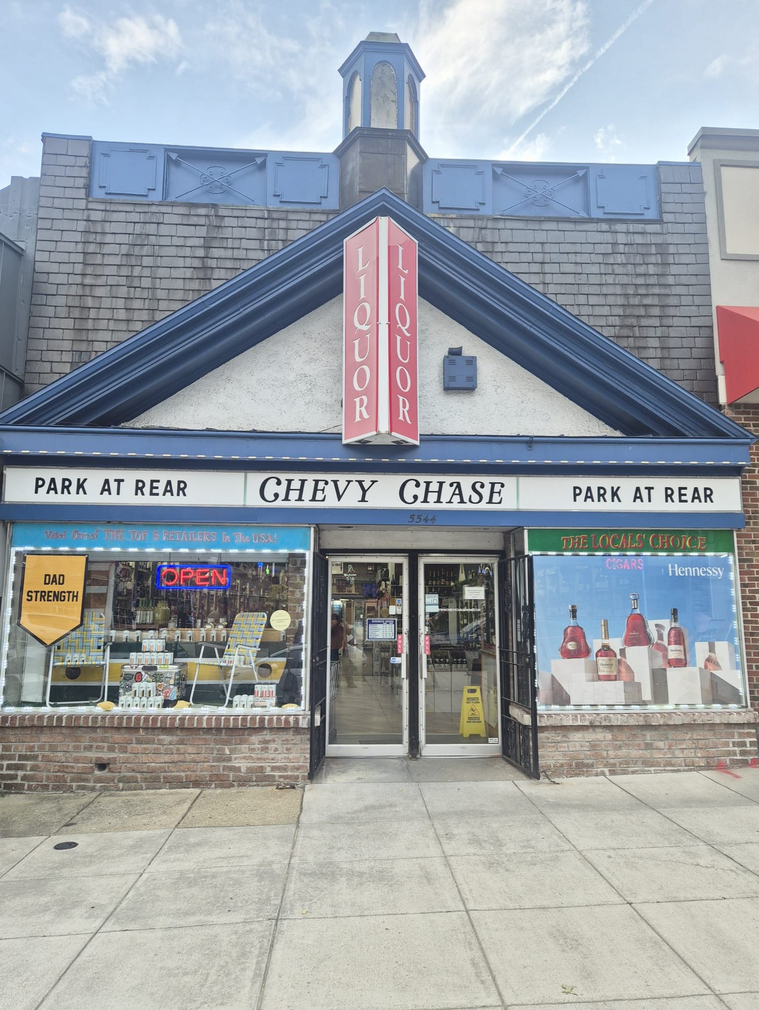 Chevy Chase Wine & Spirits storefront exterior