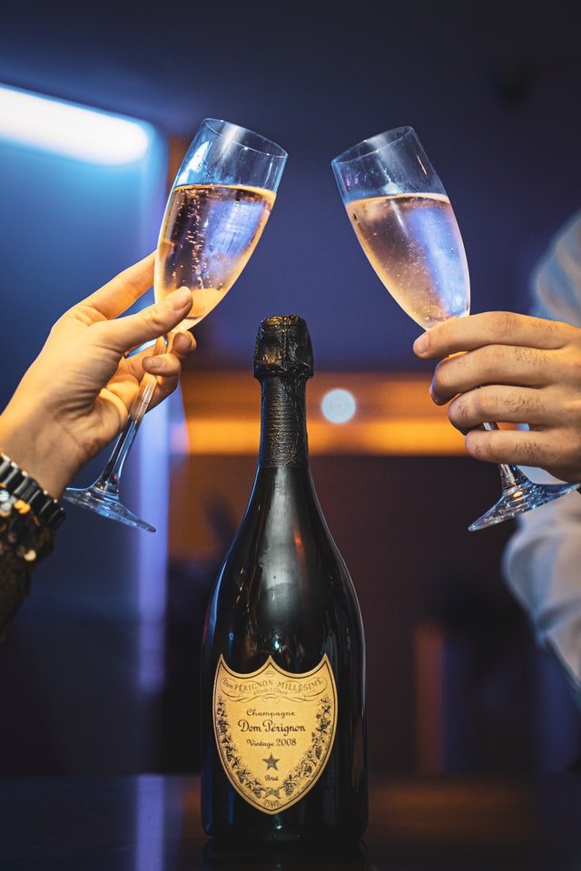 Best Champagne Brands 2021: Top Champagne Brands Guide - The Liquor Book