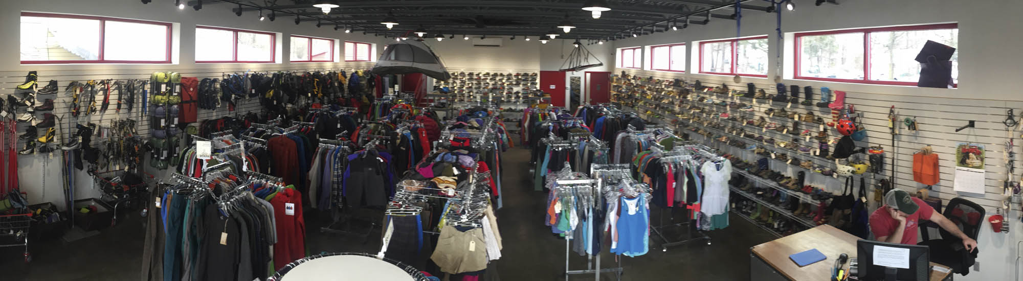 New Outdoor Consignment Shop! : r/vegaslocals